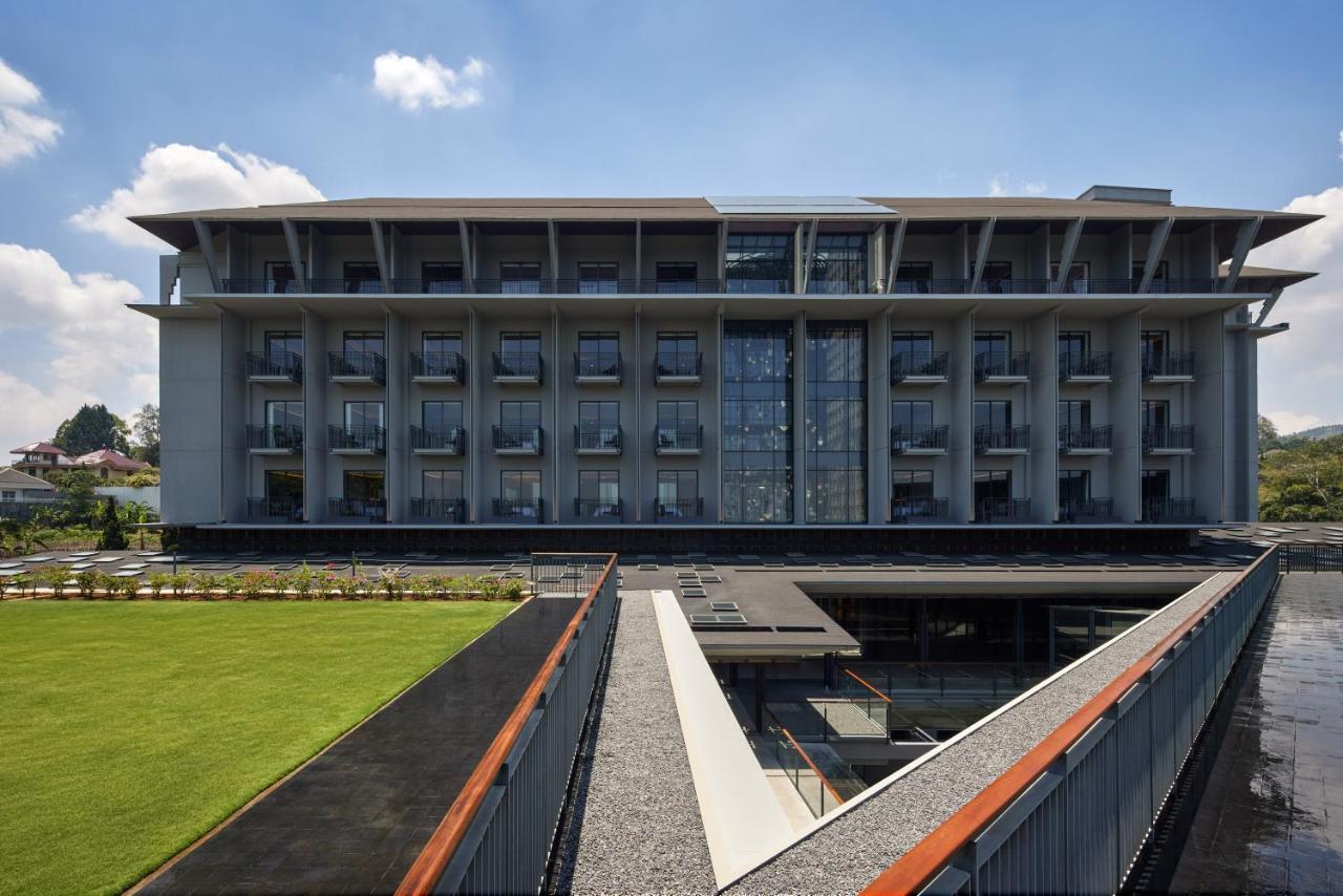 The Gaia Hotel Bandung เล็มบัง ภายนอก รูปภาพ
