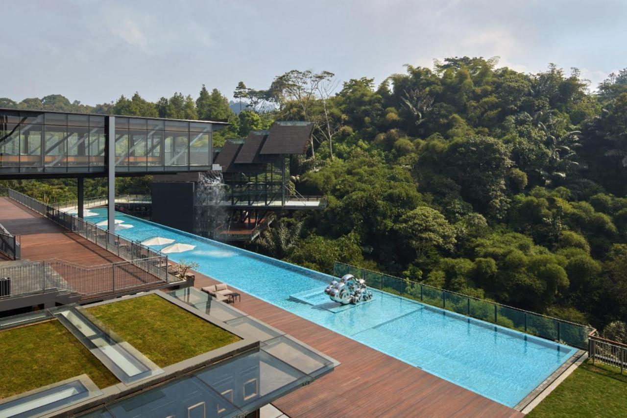 The Gaia Hotel Bandung เล็มบัง ภายนอก รูปภาพ
